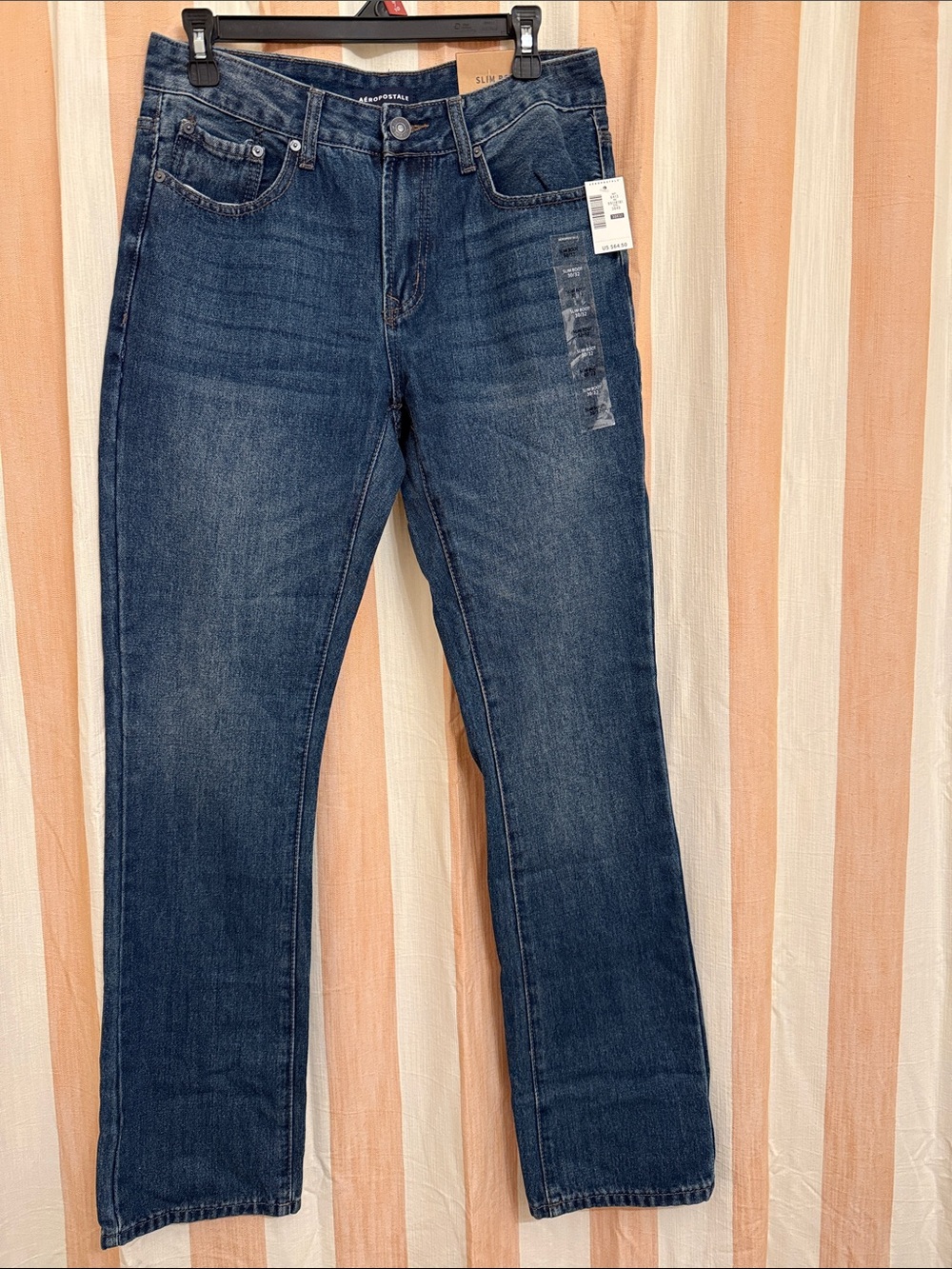 Aeropostale Men’s Dark Wash Straight Jeans - Blue